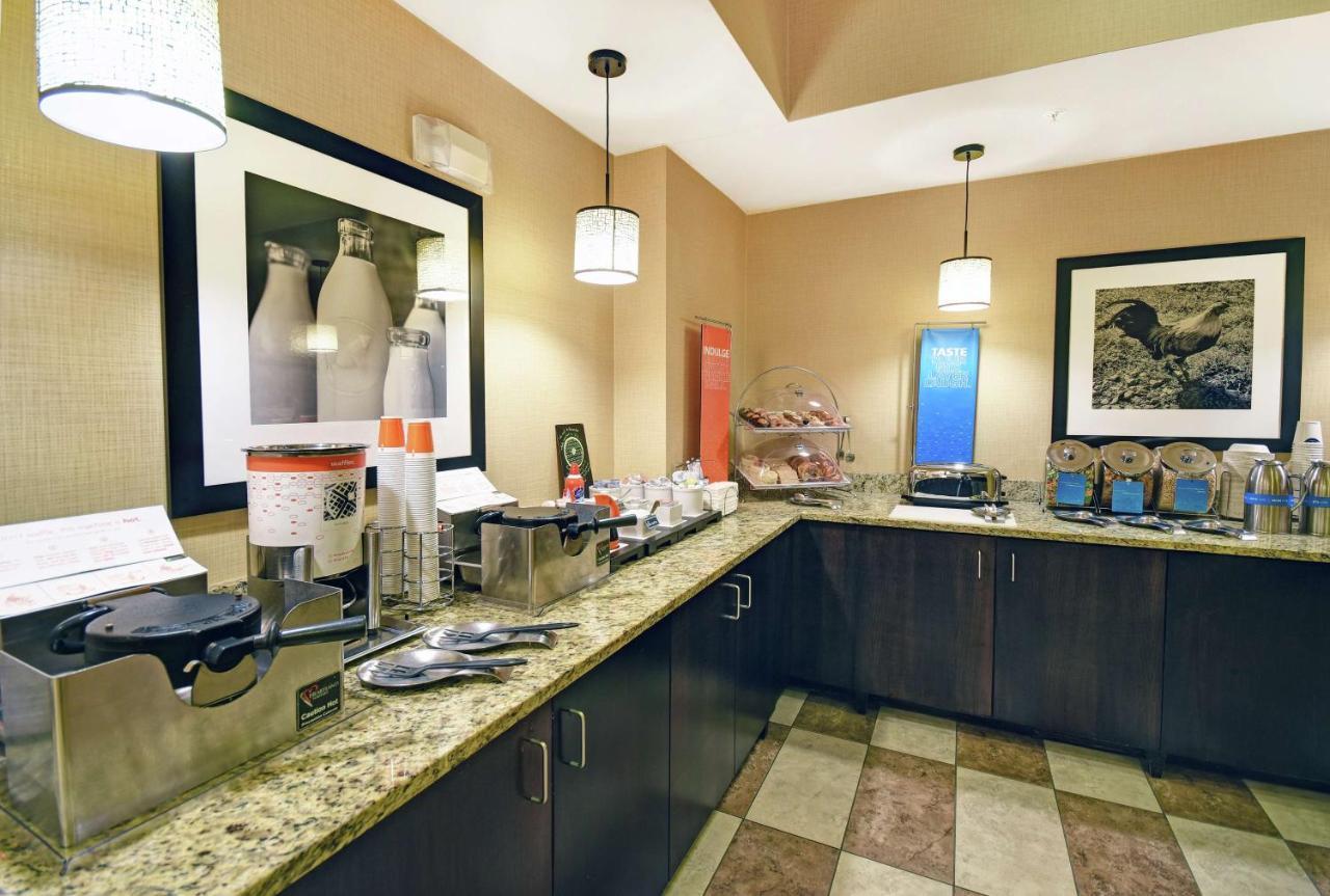 Hampton Inn Beloit Dış mekan fotoğraf