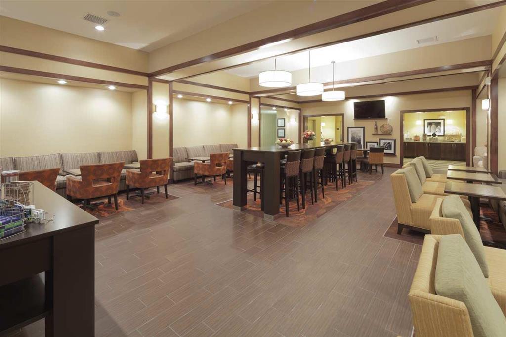 Hampton Inn Beloit Restoran fotoğraf